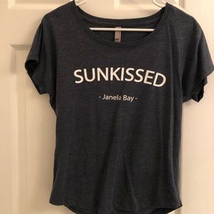 navy blue tee